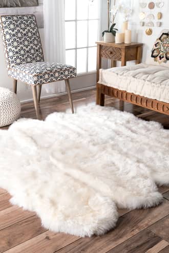 Natural Octo Pelt Sheepskin Rug secondary image