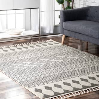 Banded Indoor/Outdoor Rug secondary image