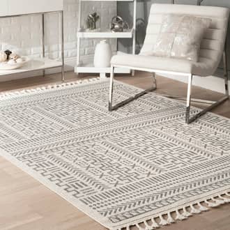 6' 7" x 9' Stripes Tassel Rug secondary image