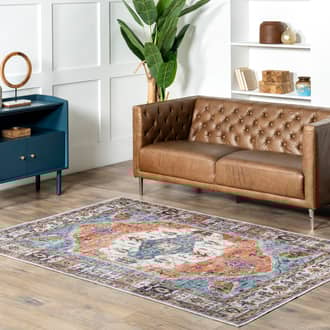 4' x 6' Giovanni Washable Medallion Rug secondary image
