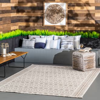 Indoor/Outdoor Striped Tassels Rug secondary image