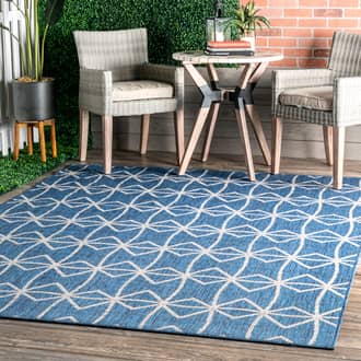 Ivied Trellis Indoor/Outdoor Flatweave Rug secondary image