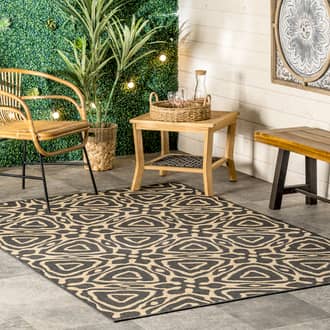 Snowflake Lattice Indoor/Outdoor Rug secondary image