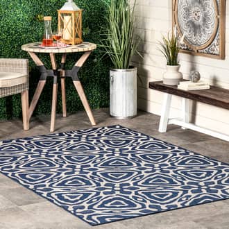 Snowflake Lattice Indoor/Outdoor Rug secondary image