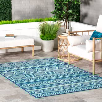 Striped Banded Indoor/Outdoor Rug secondary image