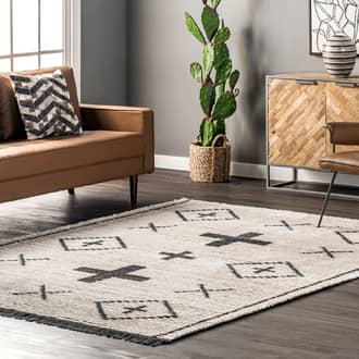 Paige Geometric Tasseled Rug secondary image