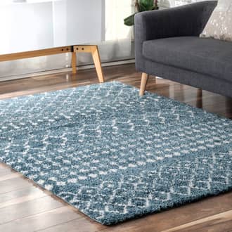 2' x 3' Moroccan Trellis Soft Shag Rug secondary image