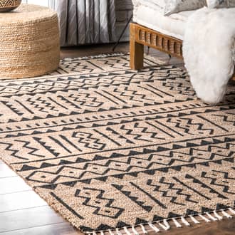 8' 6" x 11' 6" Jute-Blend Tasseled Rug secondary image