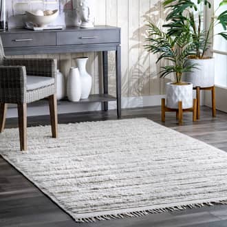 7' 6" x 9' 6" Shaggy Striated Rug secondary image