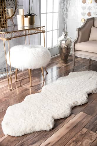 Double Pelt Rug secondary image