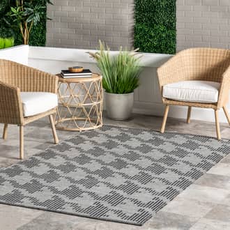 Ardenia Indoor/Outdoor Houndstooth Rug secondary image