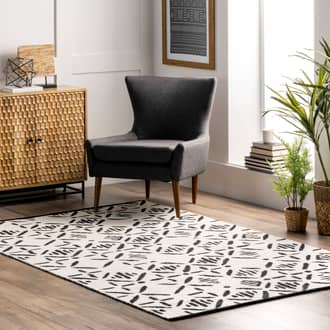 Cora Wool Lattice Rug secondary image