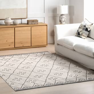 Magdalena Diamond Geometric Rug secondary image