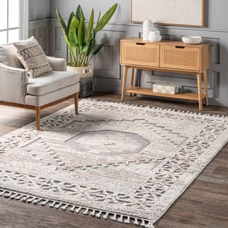6' 7" x 9' Shaggy Barbed Medallion Tassel Rug secondary image