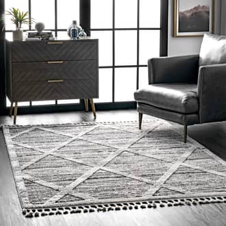 9' x 12' Textured Diamond Trellis Rug secondary image