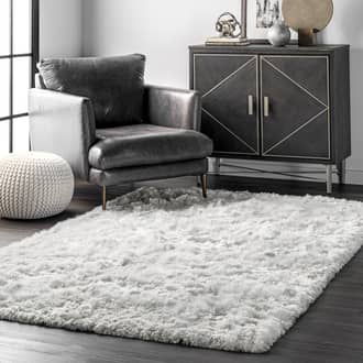 Silky Shine Solid Shag Rug secondary image