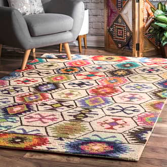 4' x 6' Kaleidoscope Wool Rug secondary image