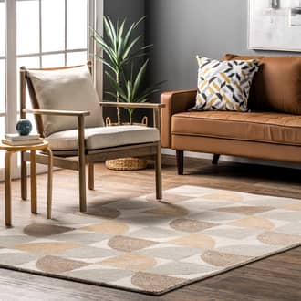 Savannah Wool Scalloped Rug secondary image