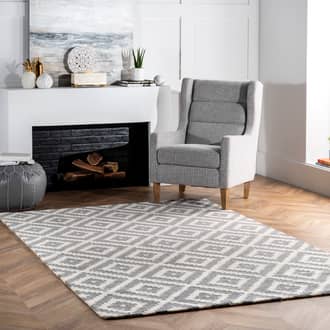 2' x 3' Scandinavia Diamond Rug secondary image