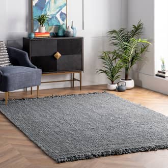 Chunky Jute Tasseled Rug secondary image