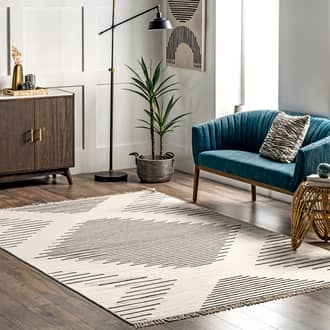 6' x 9' Indie Pinstripe Tasseled Rug secondary image