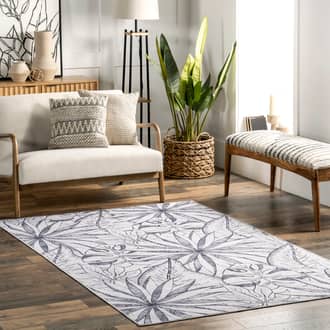 4' x 6' Kienna Reversible Tropical Washable Rug secondary image