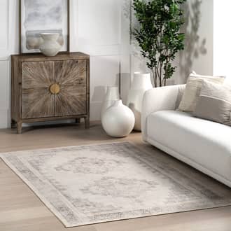 4' x 6' Papagena Vintage Reversible Washable Rug secondary image