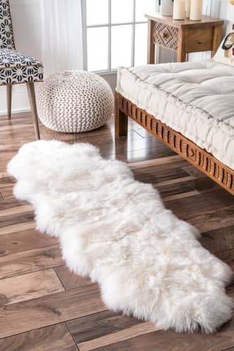 2' x 5' 7" Natural Double Pelt Sheepskin Rug secondary image