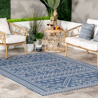 Diamond Bordered Indoor/Outdoor Rug secondary image