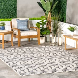 Droplet Striped Indoor/Outdoor Rug secondary image