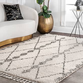 Diamond Helix Tassel Rug secondary image