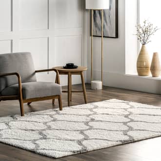 Naomi Quatrefoil Trellis Rug secondary image