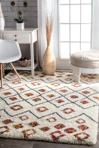 Expo Shag Diamond Rug secondary image