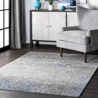 Ombre Rosettes Rug secondary image