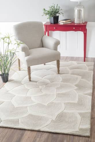 7' 6" x 9' 6" Floral Transitions Rug secondary image