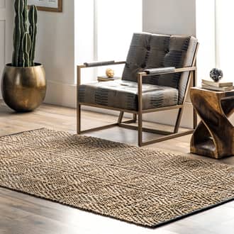 May Diamond Lattice Rug secondary image