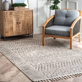 Vintage Tassel Rug secondary image