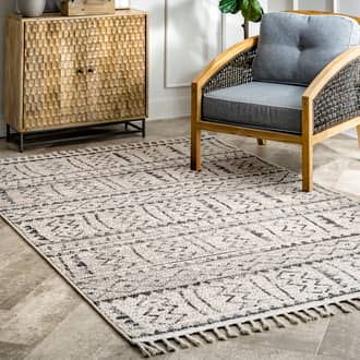 6' x 9' Bands Tassel Rug secondary image