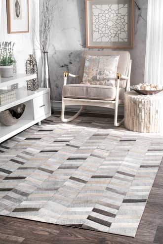 3' x 5' Cowhide Herringbone Rug secondary image