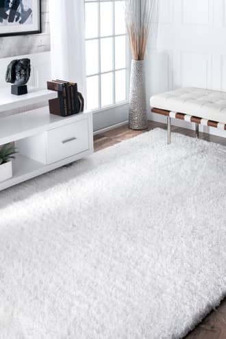 Soft Shag Rug secondary image