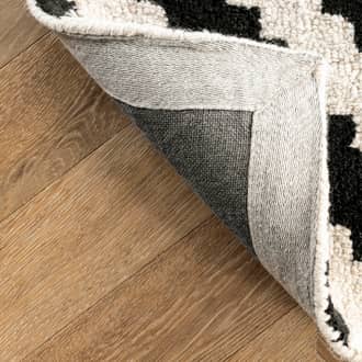 4' x 6' Scandinavia Diamond Rug secondary image