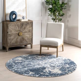 6' Mottled Abstract Rug secondary image