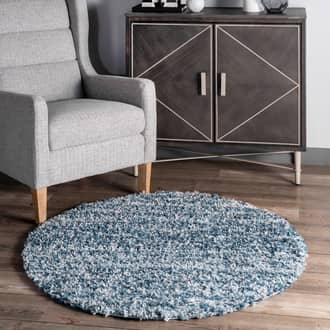 8' Shaded Shag With Tassels Rug secondary image
