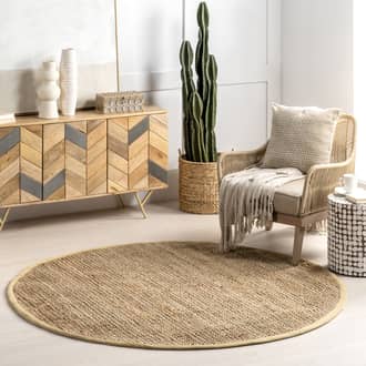 Chunky Jute Tasseled Rug secondary image