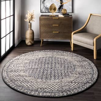 Checkered Diamonds Tassel Rug secondary image