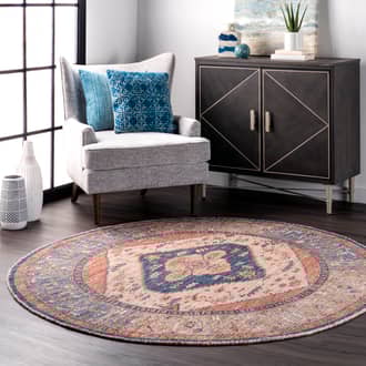 Clover Medallion Fringe Rug secondary image