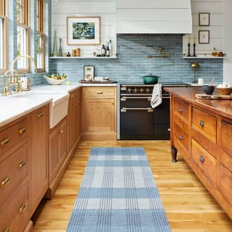 2' 6" x 8' Oregon Plaid Wool Rug secondary image