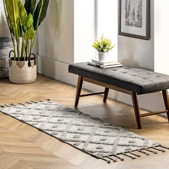 2' x 6' Diamond Textured Trellis Tassel Rug secondary image
