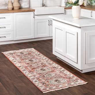 2' 8" x 8' Sydney Vintage Fringed Rug secondary image