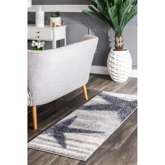 2' 6" x 8' Starfish And Stripes Rug secondary image